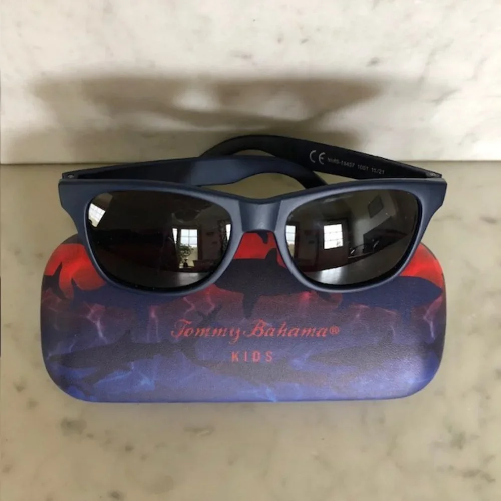 TOMMY BAHAMA Kids Navy Sunglasses & Shark Hard Case